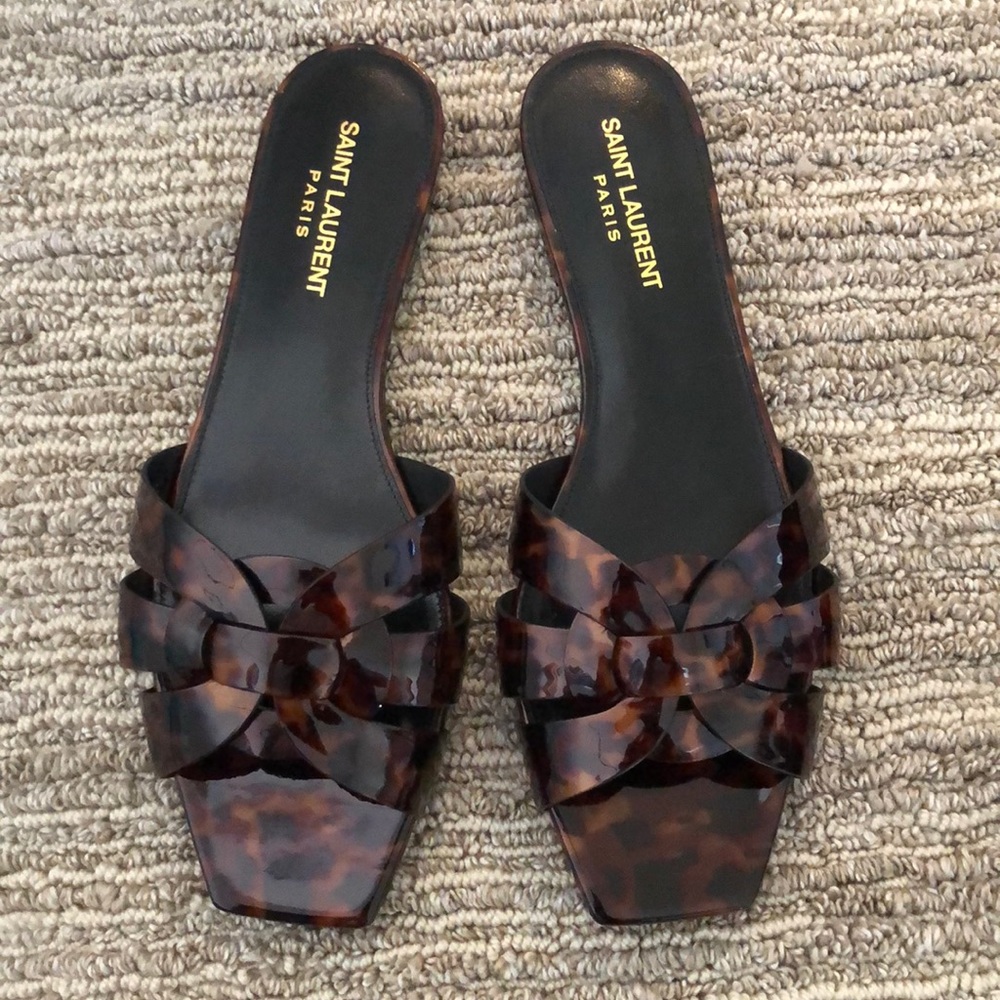 Saint Laurent tribute slides
